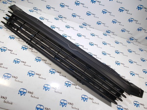 Решетка радиатора T4