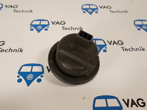 Крышка ПТФ VW T4