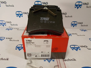Тормозные колодки передние VW T4 TRW