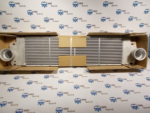 Радиатор интеркулера VW T5