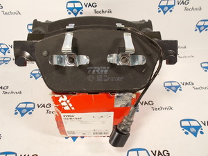 Тормозные колодки передние VW T5GP R17 TRW