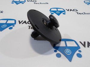 Элемент крепления сидений VW T4